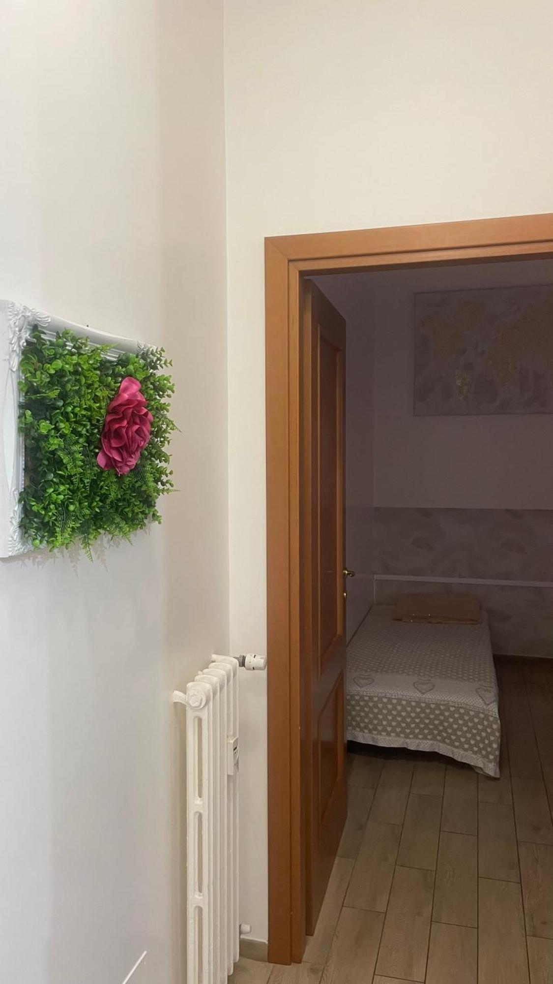 Home Vatican Star Rome Bagian luar foto